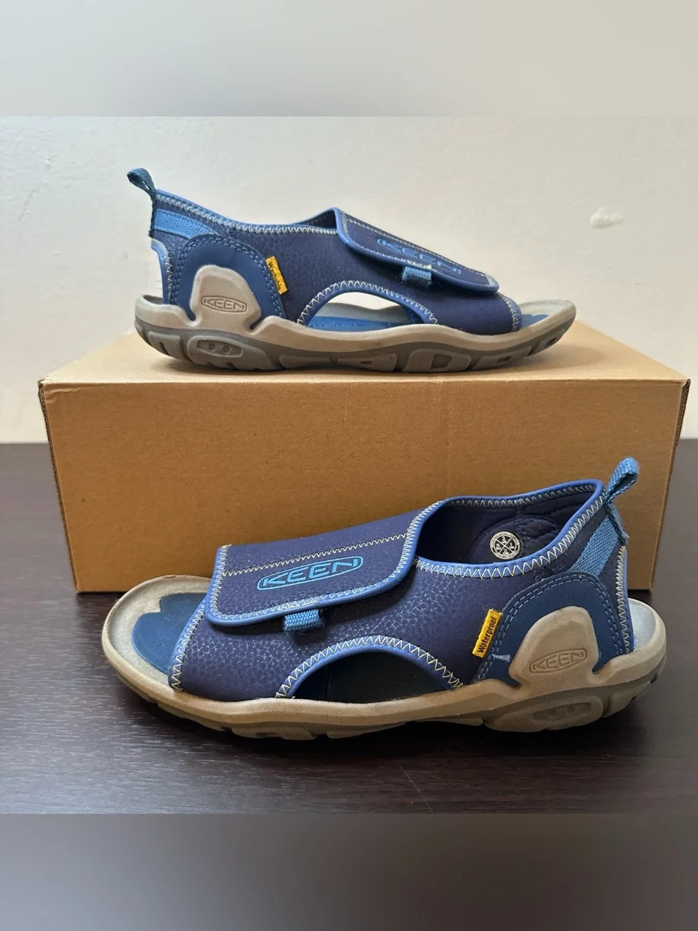 KEEN Knotch River OT Slip-On Sandals Blue Hook & Loop Adjustable Strap US 3 Kids